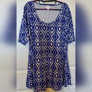 LulaRoe Perfect Tee 2xl Navy, purple and white geometric*